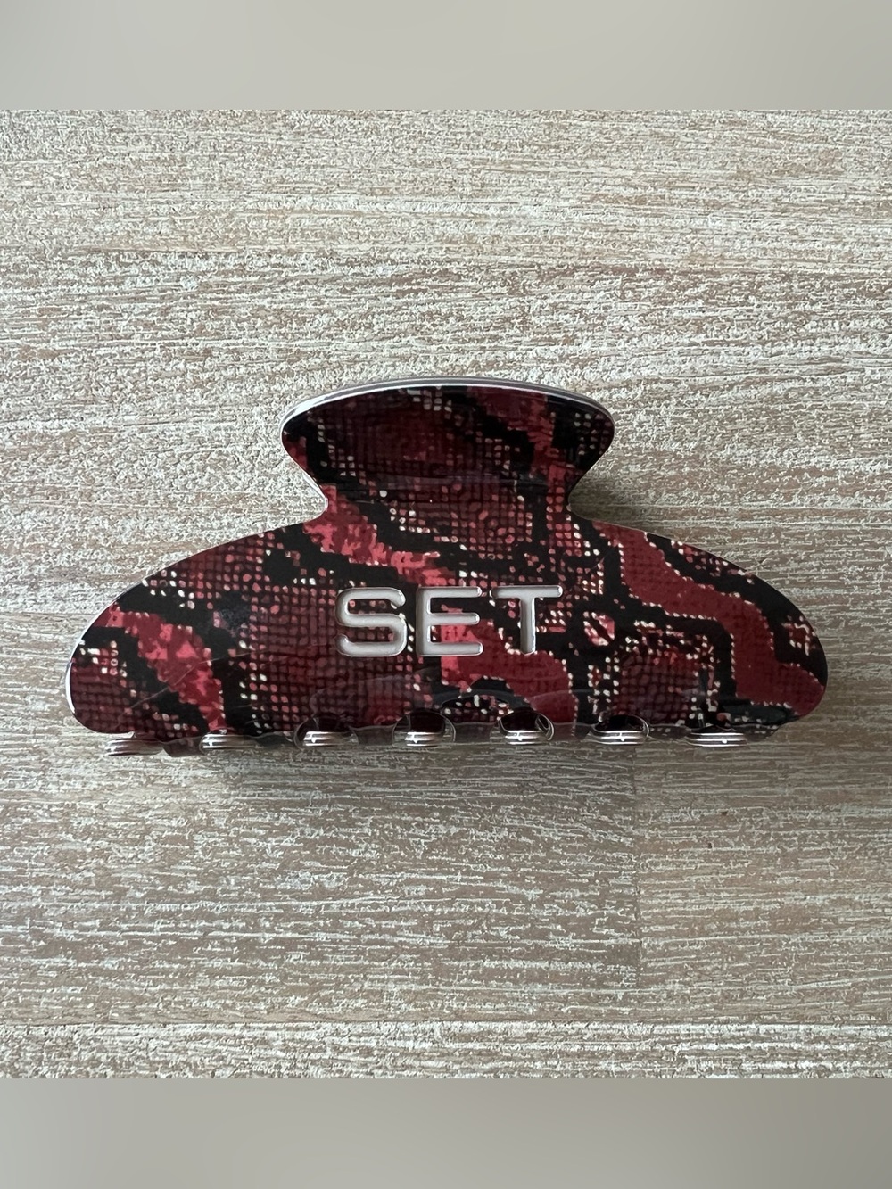 Set active claw clip